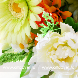 искусственные цветы букет ассорти (пион, георгина, гербера) цвета белый с темно-оранжевым 51